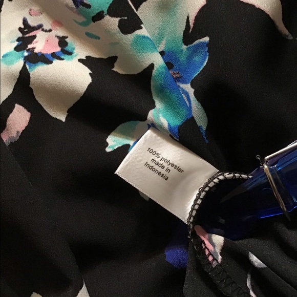 🌺NWT LANE BRYANT 14/16 or 22/24 TROPICAL FLORAL TOP - Picture 8 of 12